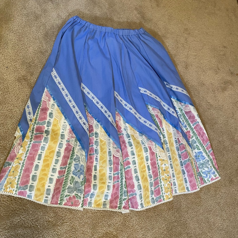 Vintage Carefree fashions Blue and Multicolor Women's Maxi Skirt w/ Lace Detail